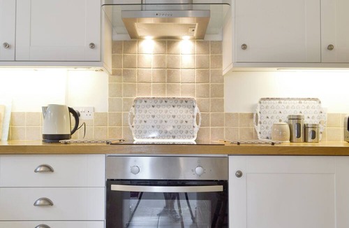 Birchover Cottage | 2 bedroom accommodation in Birchover, near Matlock