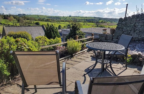 Birchover Cottage | 2 bedroom accommodation in Birchover, near Matlock