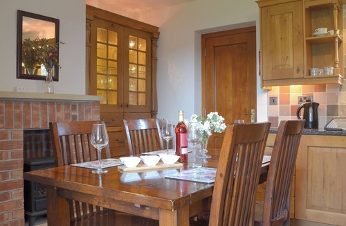 Matlock Cottage | 2 bedroom accommodation in Longcliffe, near Ashbourne