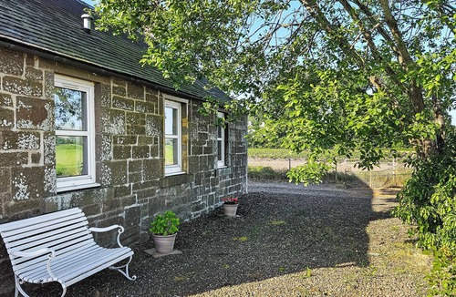 Murthill Cottage | 2 bedroom accommodation in Meigle