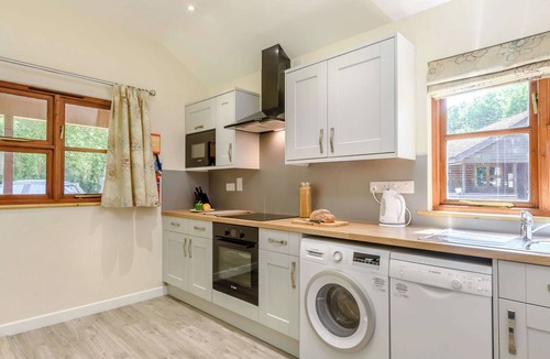 Kilcot Ski Chalet | 2 bedroom accommodation in Kilcot, Newent