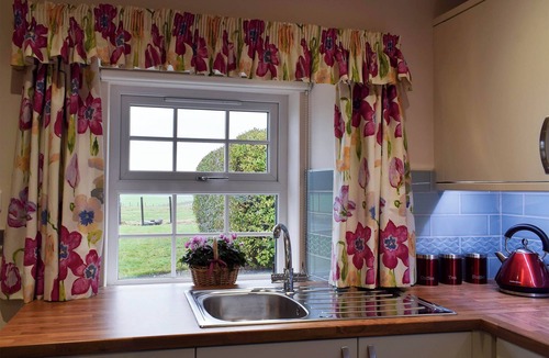 Perth Cottage | 2 bedroom accommodation in Methven, near Perth