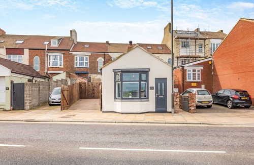 Redcar Cottage | 2 bedroom accommodation in Redcar