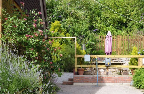 Llanfair-Dyffryn-Clwyd Cottage | 2 bedroom accommodation in Graigfechan, near Ruthin