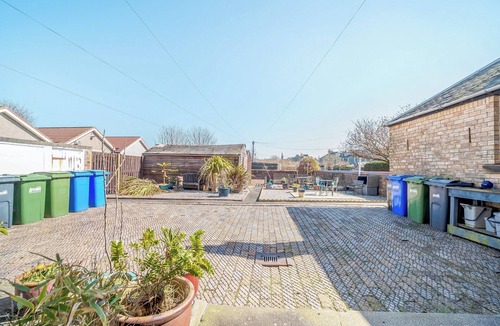 Troon Cottage | 2 bedroom accommodation in TROON