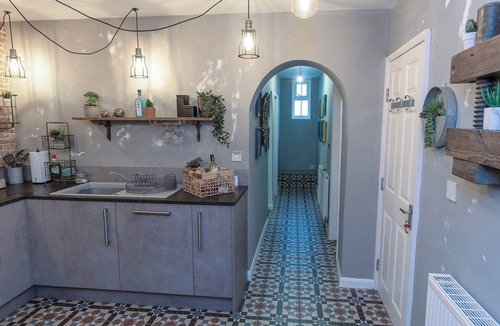 West Cliff Cottage | 2 bedroom accommodation in Whitby