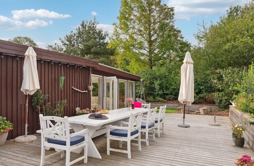 Melby House | 2 bedroom accommodation in Melby