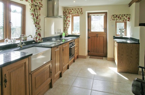 Winsham Cottage | 2 bedroom accommodation in Bridge, near Chard