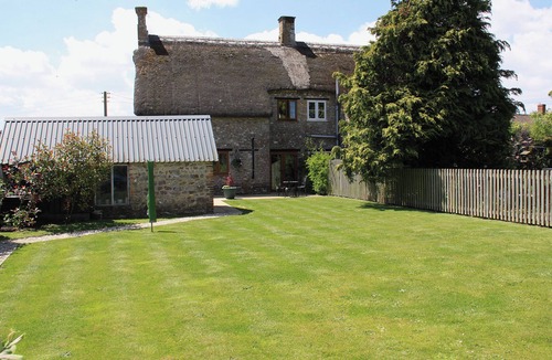 Winsham Cottage | 2 bedroom accommodation in Bridge, near Chard