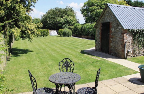 Winsham Cottage | 2 bedroom accommodation in Bridge, near Chard