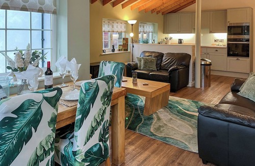 Muston Cottage | 2 bedroom accommodation in Filey