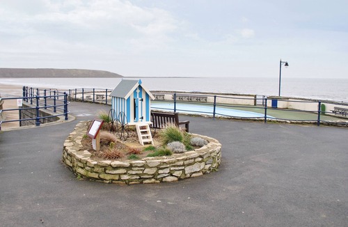 Muston Cottage | 2 bedroom accommodation in Filey