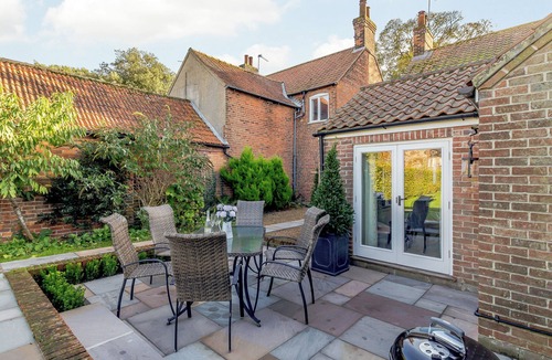 Holt Cottage | 2 bedroom accommodation in Holt