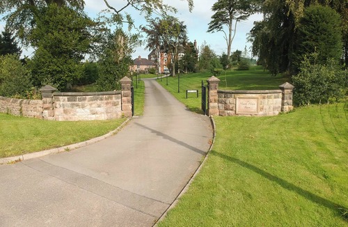 Leek Cottage | 2 bedroom accommodation in Cheddleton, near Leek