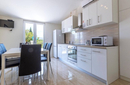Cove Osibova (Milna) Apartment | 2 bedroom accommodation in Milna