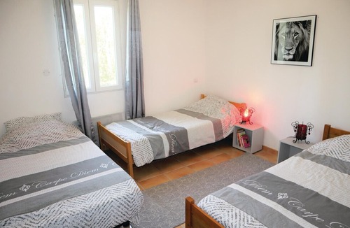 Sablet House | 2 bedroom accommodation in Sablet