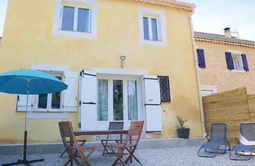 Sablet House | 2 bedroom accommodation in Sablet