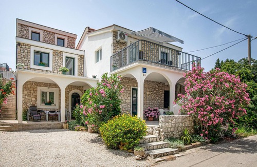 Kremena Apartment | 2 bedroom accommodation in Klek