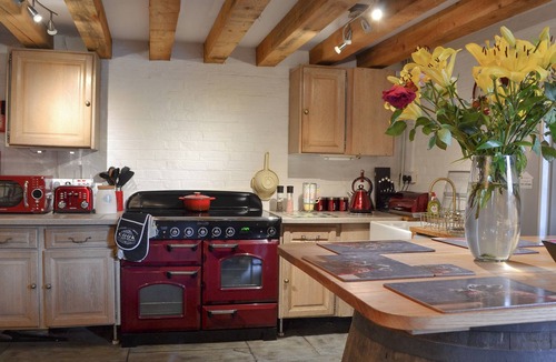 New Forest District Cottage | 2 bedroom accommodation in Shobley, Ringwood