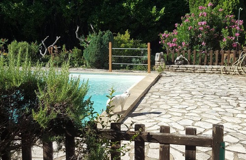 Barjac House | 2-bedroom air-conditioned mobile home + terrace and pool