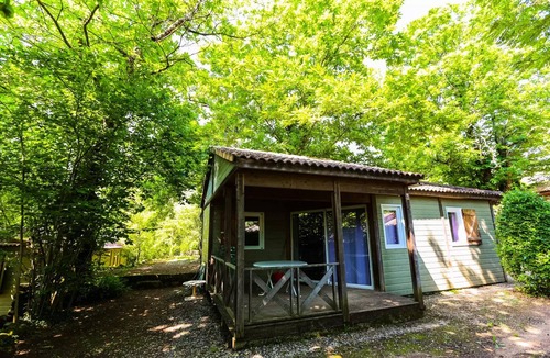 Ribes Ski Chalet | 2-bedroom air-conditioned Chalet Rêve sleeps 5