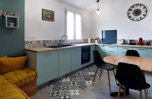 Vayres Apartment | 2 bedroom amazing apartment in Vayres