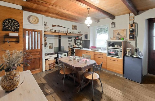 Bas-en-Basset House | 2 bedroom amazing home in Bas-en-Basset