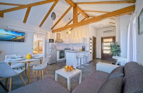 Brdovec House | 2 bedroom amazing home in Kraj Donji