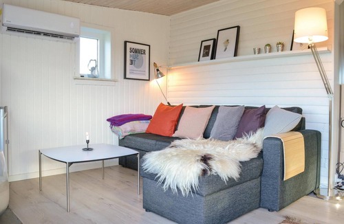 Fjand Badeby House | 2 bedroom amazing home in Ulfborg