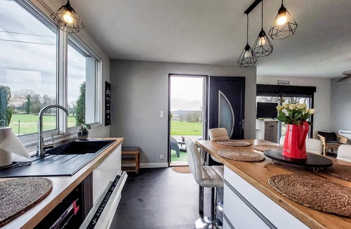 Parigne House | 2 bedroom amazing home in Parigné