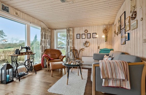Ertebølle House | 2 bedroom amazing home in Farsø