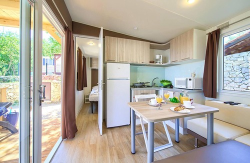 Brzac House | 2 bedroom amazing (sta)caravan in Glavotok