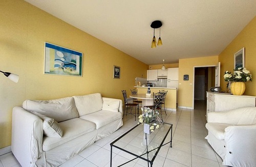 Stella-Plage Apartment | 2-bedroom apartment with balcony and equipped kitchen