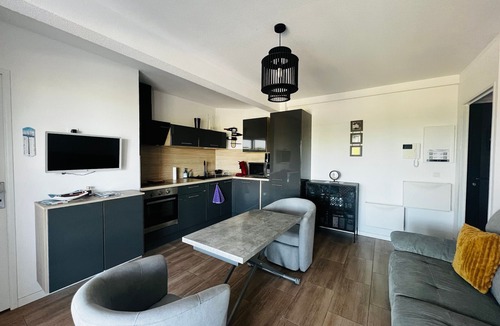 Plage d'Argeles Apartment | 2-Bedroom Apartment in Argelès-sur-Mer with Parking and Air Conditioning