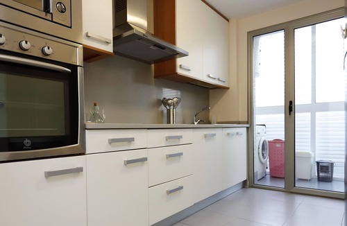 Torredembarra Apartment | 2-Bedroom Apartment with Terrace - Beach 250m - AC & Parking