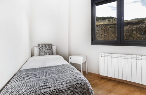 El Tarter Apartment | 2 Bedroom Apartment with views. 4 pax. El Tarter. FLOC 44