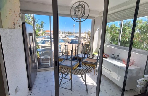 Frontignan Apartment | 2-bedroom apartment with terrace and parking in Frontignan Beach