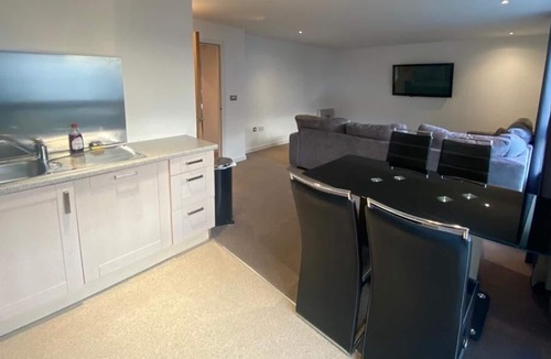 Newhaven Apartment | 2 bedroom apartment with 2 bathrooms