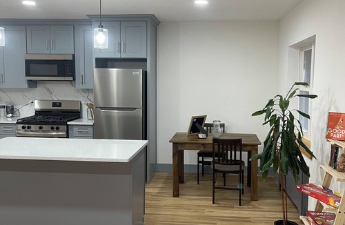Wakefield Apartment | 2-bedroom apartment in cool Bronx with refreshing AC