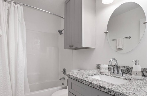 Iowa Apartment | 2 Bedroom Apartment in Iowa, La #1