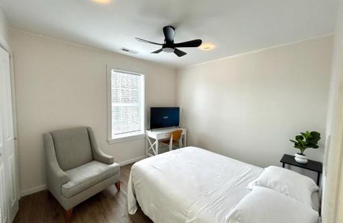 Norwalk Apartment | 2 Bedroom Apartment in SONO!