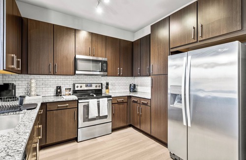Loring Heights Apartment | 2-bedroom apartment in Midtown Atlanta Rooftop & Pool