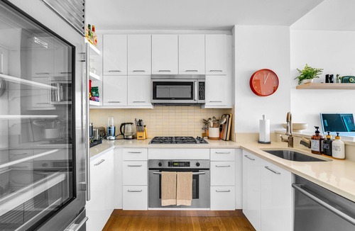 Midtown West Apartment | 2-bedroom apartment in brilliant New York with AC