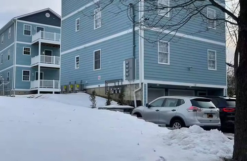 Balmville Apartment | 2-bedroom apartment in excellent Newburgh with AC and charm