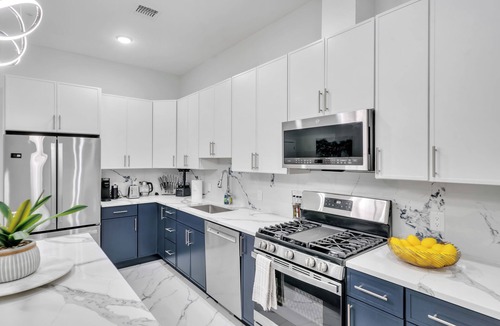 Paterson Apartment | 2-bedroom apartment Near NYC & MetLife stadium and fitness center