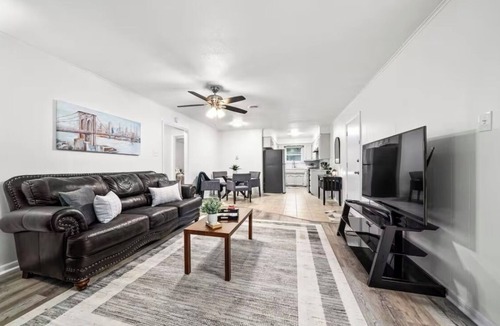 Fort Smith Apartment | 2-bedroom apartment in cool Fort Smith with AC