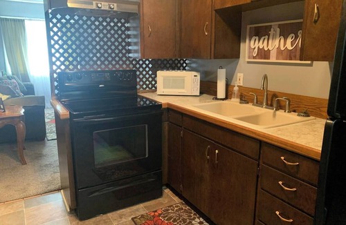 Scottsbluff Apartment | 2-bedroom apartment in terrific Scottsbluff with AC and comfort