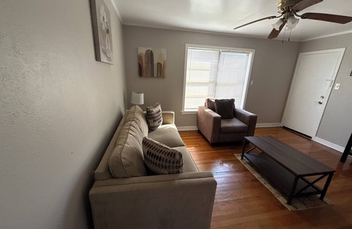 Highland Historic District Apartment | 2-bedroom apartment with WiFi, AC in charming Shreveport