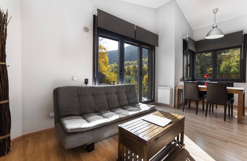 El Tarter Apartment | 2 Bedroom Apartment with views. 4 pax. El Tarter. FLOC 34