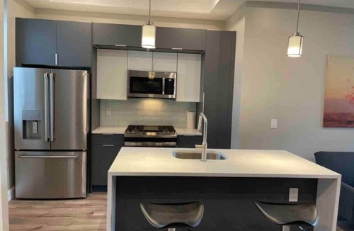 Fairmount Apartment | 2 bedroom, Art museum, private roof deck.